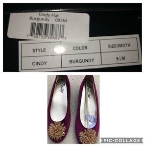 Burgundy Flat with decor